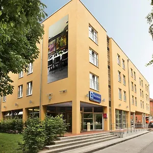4* Hotel Western Plaza